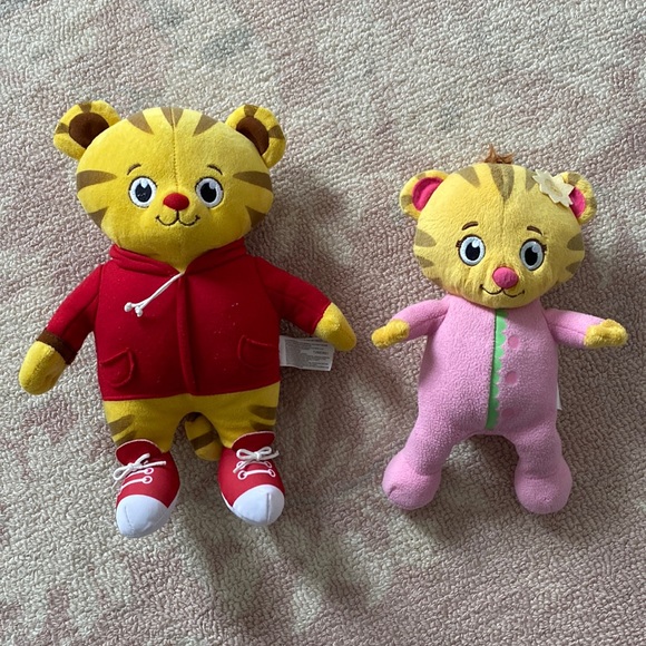 COPY - Talking Daniel Tiger & Margaret Tiger Dolls - Picture 1 of 6